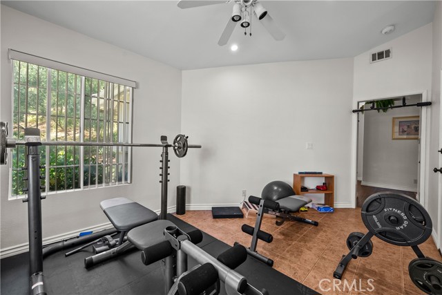 Detail Gallery Image 10 of 20 For 25803 Webster Pl, Stevenson Ranch,  CA 91381 - 3 Beds | 2 Baths