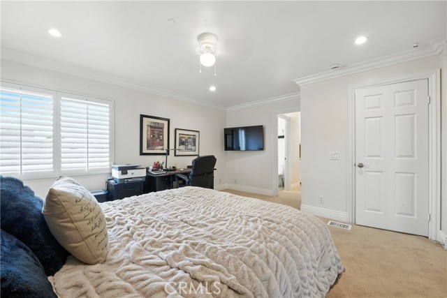 Image 43 of 65 For 14 Bridgewood  22
