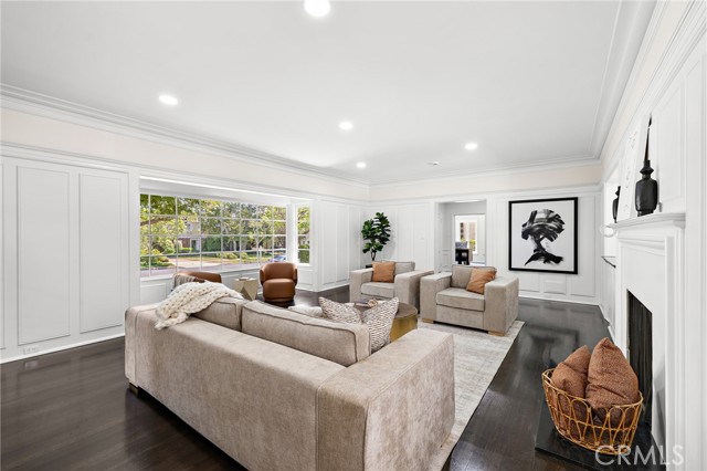 609 N Oakhurst Drive, Beverly Hills CA: https://media.crmls.org/medias/f6d11fea-e093-44a4-9586-98e3a75ed8be.jpg