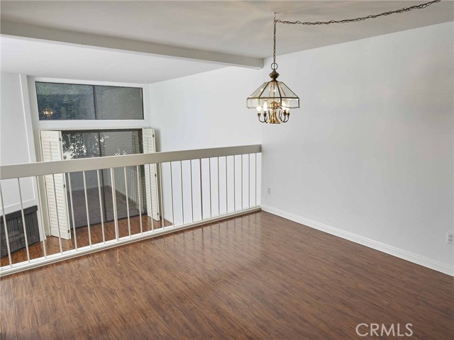 6121 Shoup Avenue, Woodland Hills CA: https://media.crmls.org/medias/f6d14a09-f437-4666-8964-bcd8a67fe99f.jpg