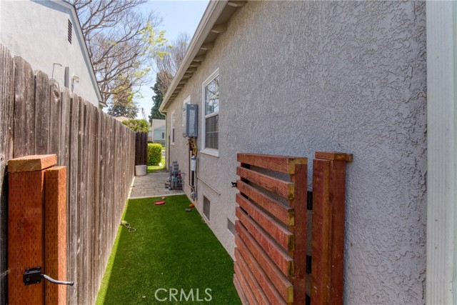 Detail Gallery Image 17 of 25 For 3937 Hackett Ave, Long Beach,  CA 90808 - 3 Beds | 1 Baths