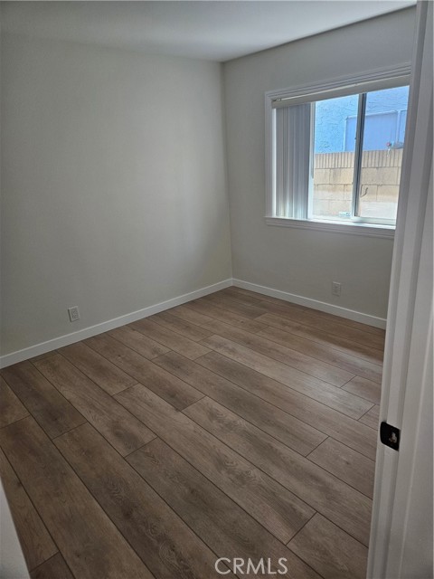 Detail Gallery Image 9 of 21 For 6801 Glen Drive, Huntington Beach,  CA 92647 - 4 Beds | 2 Baths