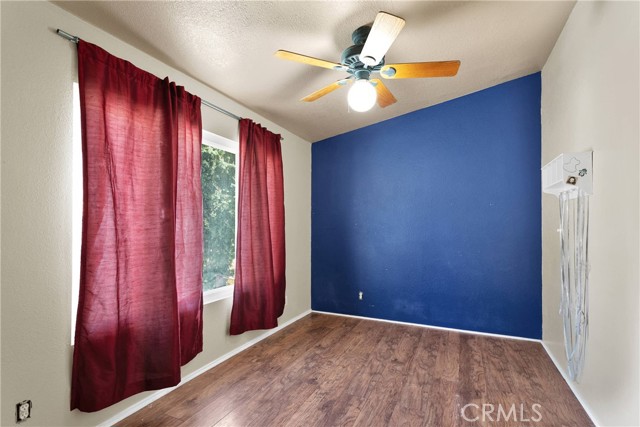 Detail Gallery Image 17 of 41 For 16739 Mission St, Hesperia,  CA 92345 - 3 Beds | 2 Baths