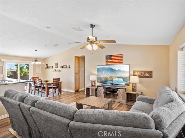 Detail Gallery Image 10 of 50 For 16575 Quinnault, Apple Valley,  CA 92307 - 4 Beds | 2 Baths