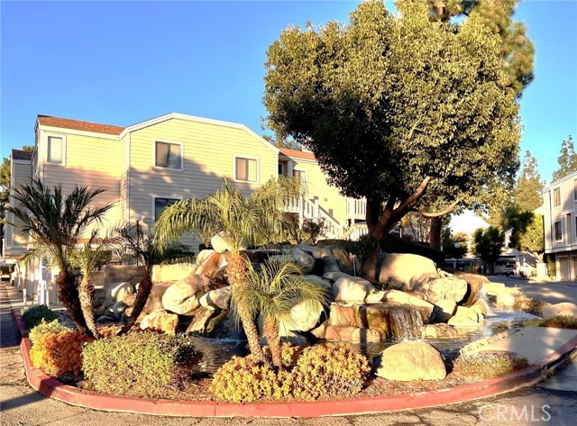 Detail Gallery Image 3 of 5 For 4900 N Grand Ave #150,  Covina,  CA 91724 - 1 Beds | 1 Baths