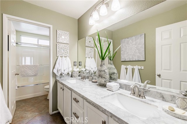 17 Ponte Brava, Lake Elsinore CA: https://media.crmls.org/medias/f6d361fe-a16d-4ab1-af53-de3fc74c7a1f.jpg