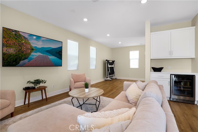 Detail Gallery Image 15 of 35 For 27512 Golden Currant Pl, Valencia,  CA 91381 - 4 Beds | 4 Baths