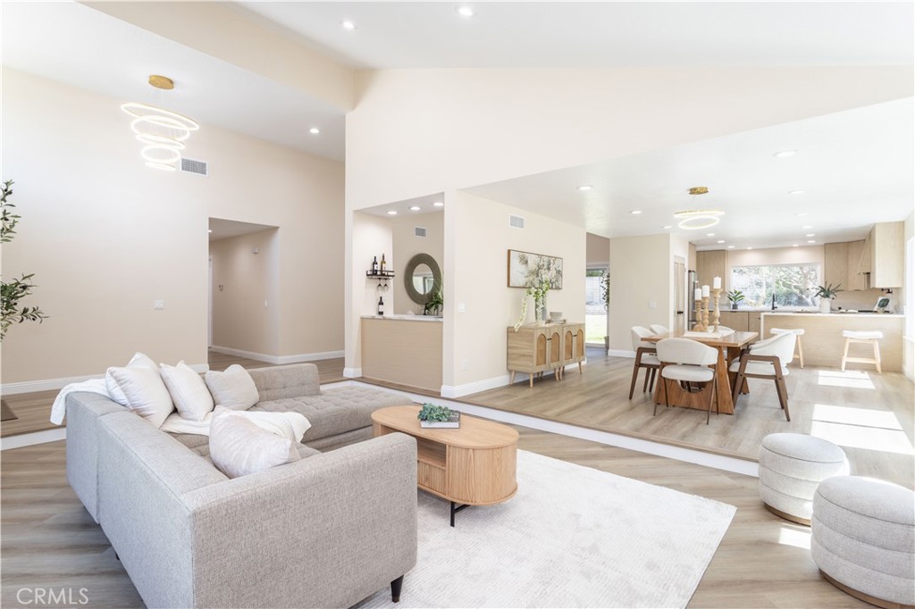 10338 Etiwanda Avenue