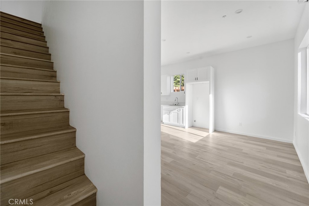 MLS #SR25250308 image #9