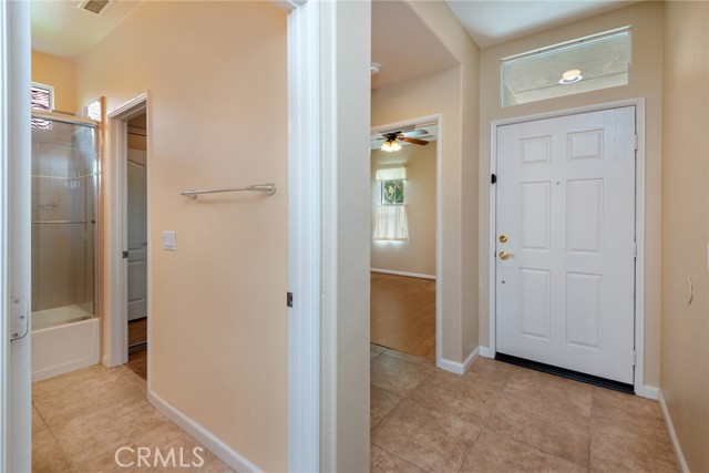 Detail Gallery Image 9 of 39 For 24051 Steelhead Dr, Corona,  CA 92883 - 2 Beds | 2 Baths