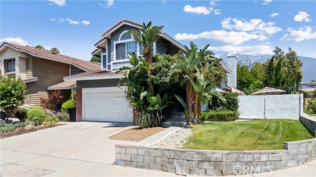 10798 Zinfandel Street, Rancho Cucamonga CA: https://media.crmls.org/medias/f6d4705c-d547-4cd7-ab98-e896ab0e1a70.jpg
