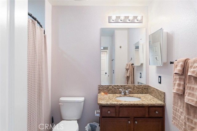 Detail Gallery Image 22 of 47 For 29522 Mascot, Lake Elsinore,  CA 92530 - 4 Beds | 2/1 Baths