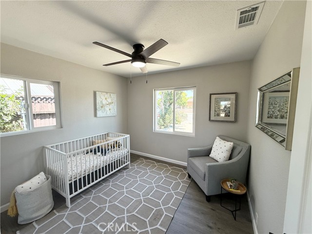 Detail Gallery Image 12 of 27 For 9196 Redwood Ave, Fontana,  CA 92335 - 3 Beds | 2 Baths