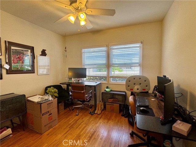 1302 Bonnie Brae Street, Hermosa Beach CA: https://media.crmls.org/medias/f6d52c28-baa1-499b-b2e0-3a1c32d06c0d.jpg