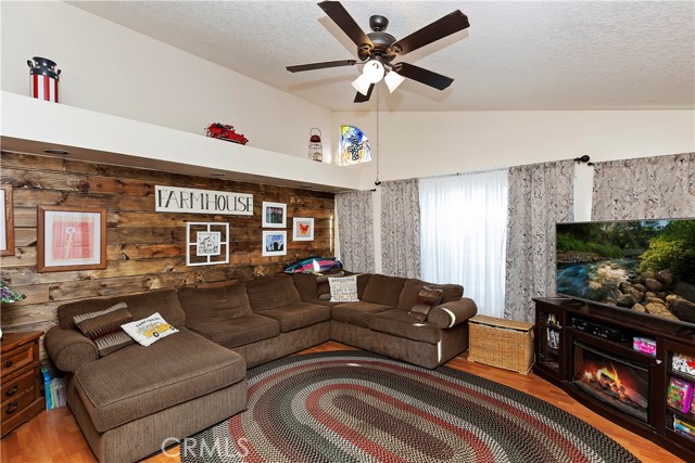 Detail Gallery Image 17 of 34 For 23683 White Owl Ct, Moreno Valley,  CA 92553 - 4 Beds | 2 Baths