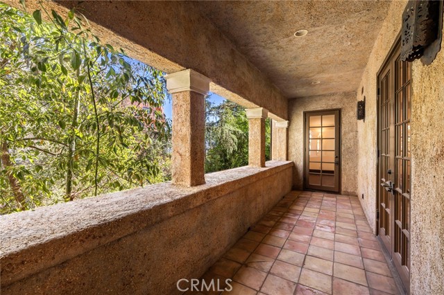 Detail Gallery Image 48 of 74 For 1316 Beverly Grove Pl, Beverly Hills,  CA 90210 - 5 Beds | 7/2 Baths