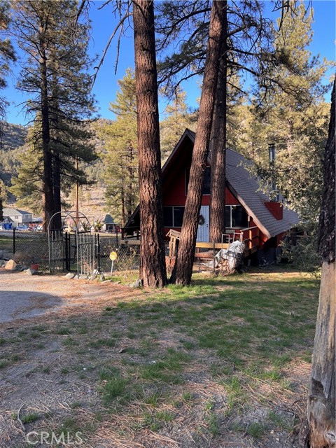 Image 3 for 1310 Helen St, Wrightwood, CA 92397