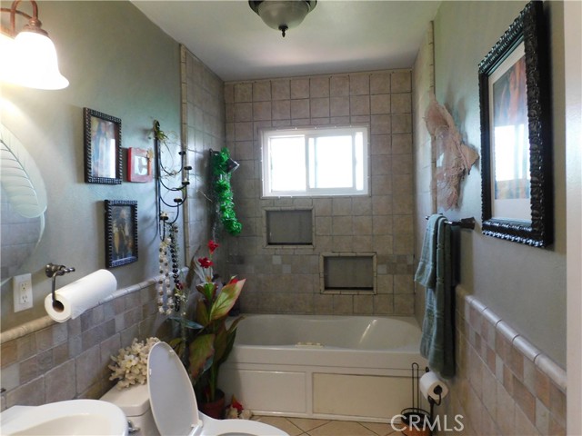 1854 Gaybar Avenue, La Puente CA: https://media.crmls.org/medias/f6d69360-e0c4-4b8c-9980-74c7e61fade1.jpg