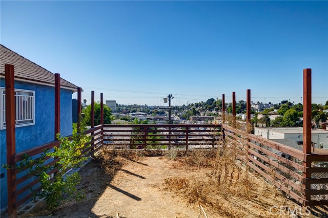 Detail Gallery Image 23 of 75 For 1947 Delta St, Los Angeles,  CA 90026 - 1 Beds | 1 Baths