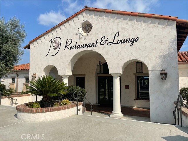 5341 Bahia Blanca W, Laguna Woods CA: https://media.crmls.org/medias/f6d7a703-dd5b-42c5-b85b-68cc460efc04.jpg