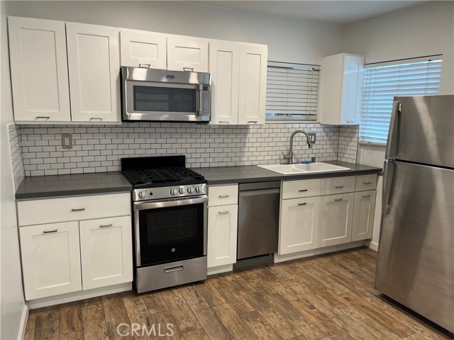 3114 washington Boulevard, Venice CA: https://media.crmls.org/medias/f6d7ac87-5f53-4825-95c9-22a273430a26.jpg