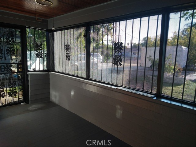 609 S Buena Vista Street, Hemet CA: https://media.crmls.org/medias/f6d9a38a-65bc-4766-a84a-3df1294af373.jpg