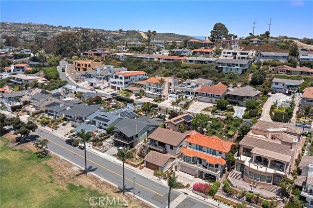318 Avenida Santa Margarita, San Clemente CA: https://media.crmls.org/medias/f6d9e796-1db6-448d-a6eb-b12382ddcef8.jpg