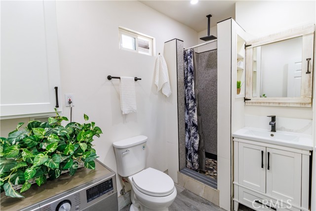 10532 Zelzah Ave photo 16