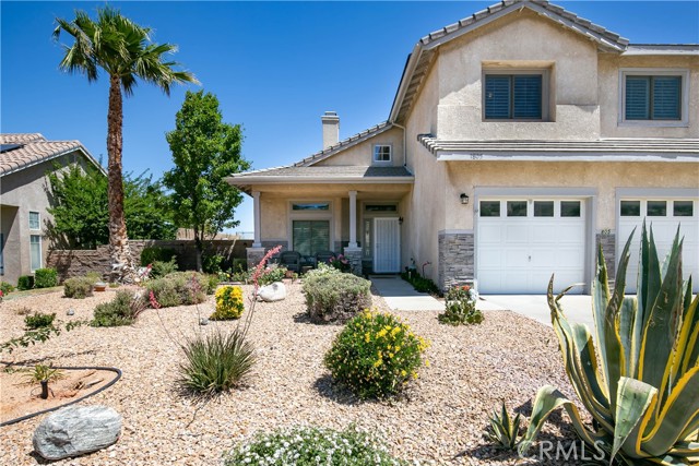 1805 Date Palm Drive, Palmdale CA: https://media.crmls.org/medias/f6dae744-24bc-41b6-909c-df98aaf8df62.jpg