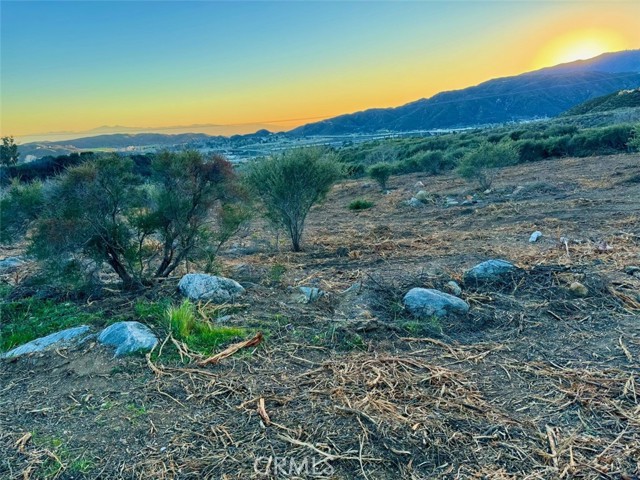 18681 Deercrest Estates Place, Devore CA: https://media.crmls.org/medias/f6db3fb7-4b33-471f-ac94-a8d777f558a7.jpg