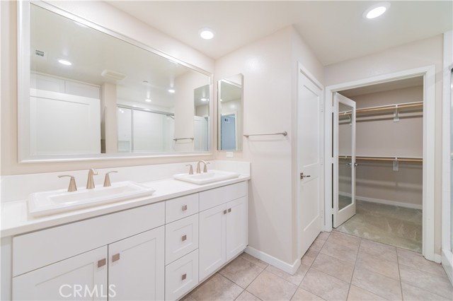 Detail Gallery Image 25 of 37 For 174 Tribeca, Irvine,  CA 92612 - 2 Beds | 2 Baths