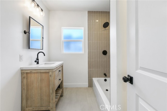 Detail Gallery Image 13 of 18 For 1736 N Mcdivitt Ave, Compton,  CA 90221 - 2 Beds | 1 Baths