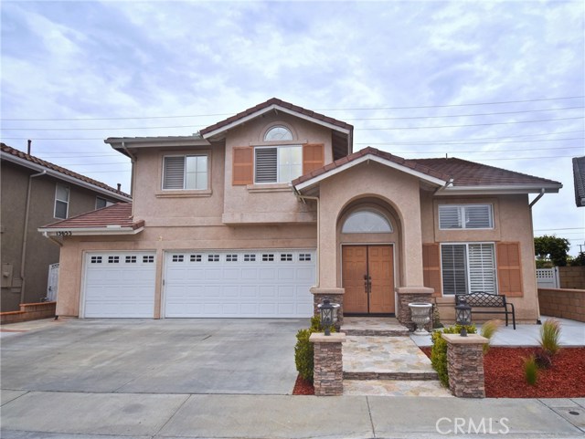 13653 Kingsbridge St, Westminster, CA 92683