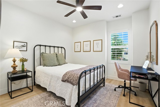 12 Rastro Street, Rancho Mission Viejo CA: https://media.crmls.org/medias/f6de73f4-aad6-487b-bda0-5572e14a7add.jpg
