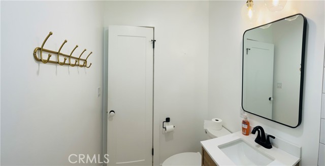 Detail Gallery Image 13 of 26 For 3405 Gibson Pl, Redondo Beach,  CA 90278 - 3 Beds | 1 Baths