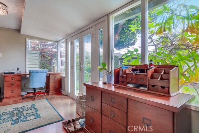 3952 Gaviota Avenue, Long Beach CA: https://media.crmls.org/medias/f6df5424-a57f-46ca-8caa-b94458a508ff.jpg