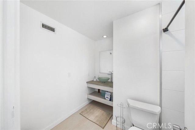 Detail Gallery Image 37 of 61 For 20191 Imperial Cove Ln, Huntington Beach,  CA 92646 - 3 Beds | 3 Baths