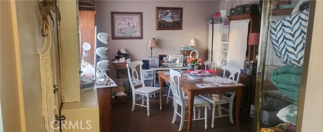 Detail Gallery Image 6 of 10 For 572 San Rogelio, Hemet,  CA 92545 - 2 Beds | 1 Baths