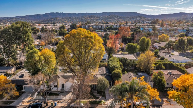 Detail Gallery Image 41 of 45 For 18016 Collins St, Encino,  CA 91316 - 4 Beds | 3/1 Baths