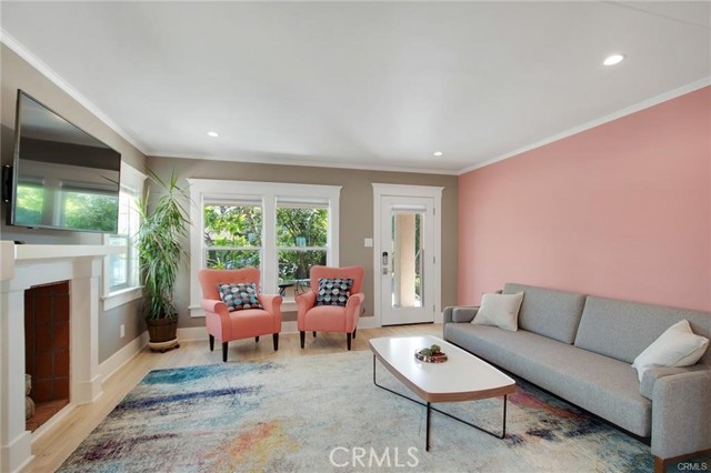 Image 5 of 20 For 971 Manzanita Street