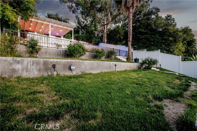 Detail Gallery Image 37 of 52 For 1440 Holbrook St, Eagle Rock,  CA 90041 - 3 Beds | 3/1 Baths
