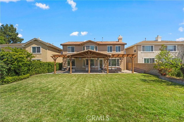 1512 E Nocta Privado, Ontario CA: https://media.crmls.org/medias/f6e50aa6-83f4-40ef-b808-32910dbd3213.jpg