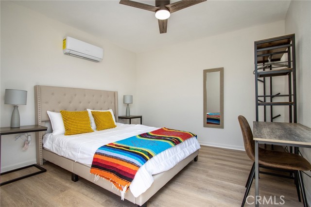 4574 Avenida Del Sol, Joshua Tree CA: https://media.crmls.org/medias/f6e53e72-bae7-4786-b553-95978bb93c13.jpg