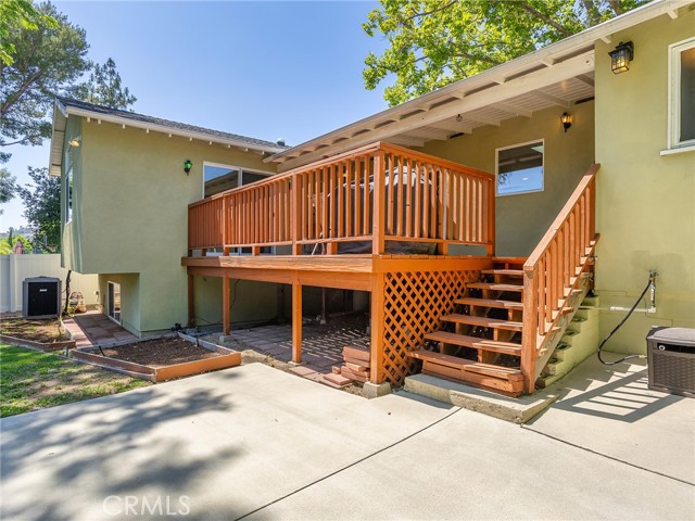3828 2nd Avenue, La Crescenta CA: https://media.crmls.org/medias/f6e6181d-036c-4db1-b583-df817fb2f18a.jpg