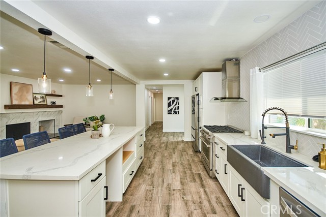 512 S Barranca Street, West Covina CA: https://media.crmls.org/medias/f6e64300-3e85-4a7d-aae1-be8b451c2c88.jpg