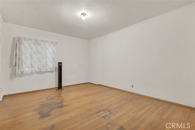 311 N Del Mar Avenue, San Gabriel CA: https://media.crmls.org/medias/f6e66be7-7581-4149-a10c-6cde92f45772.jpg