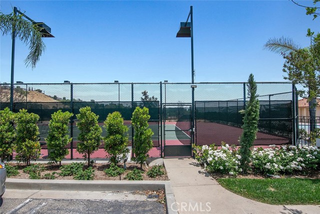 11884 Mariposa Bay Lane, Porter Ranch CA: https://media.crmls.org/medias/f6e6a022-7561-45fb-8106-2d638215d6ec.jpg