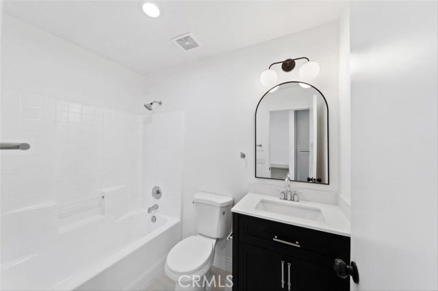 Detail Gallery Image 12 of 18 For 44779 Corte Sanchez, Temecula,  CA 92592 - 5 Beds | 3 Baths