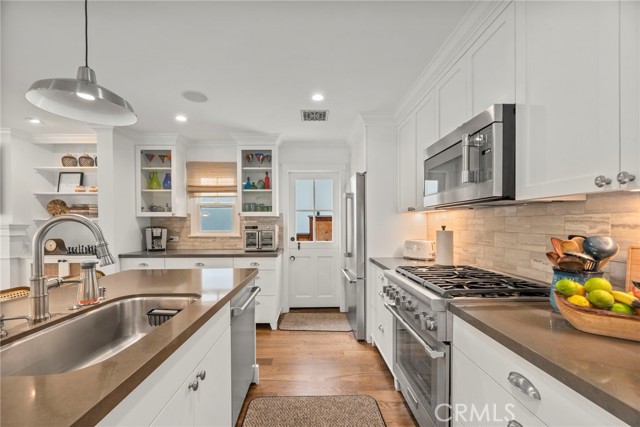 1147 7th Street, Hermosa Beach, California 90254, 3 Bedrooms Bedrooms, ,2 BathroomsBathrooms,Residential,For Sale,7th Street,SB25258608 1147 7th Street, Hermosa Beach, California 90254, 3 Bedrooms Bedrooms, ,2 BathroomsBathrooms,Residential,For Sale,7th Street,SB25258608