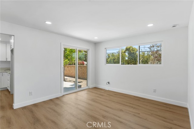 Detail Gallery Image 9 of 39 For 2105 Genevieve, San Bernardino,  CA 92405 - 3 Beds | 2 Baths